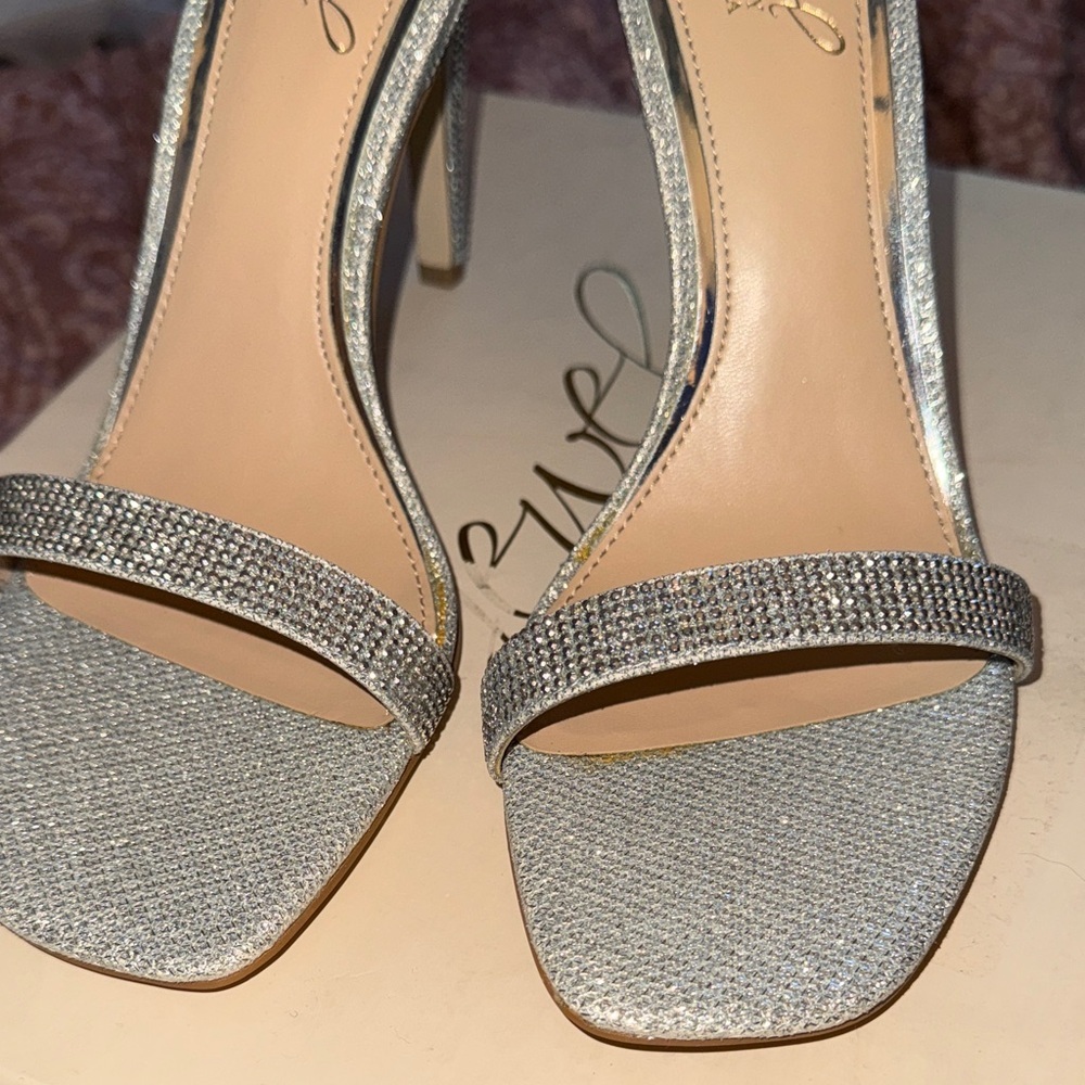 Elegant Silver Strappy Heels - Picture 5 of 8